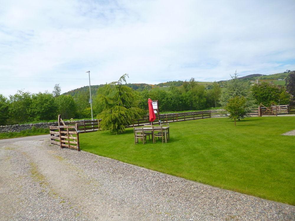 Aslaich Hotel Drumnadrochit Buitenkant foto